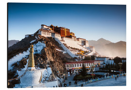 Alumiinitaulu  Famous Potala palace in Lhasa, Tibet - Matteo Colombo